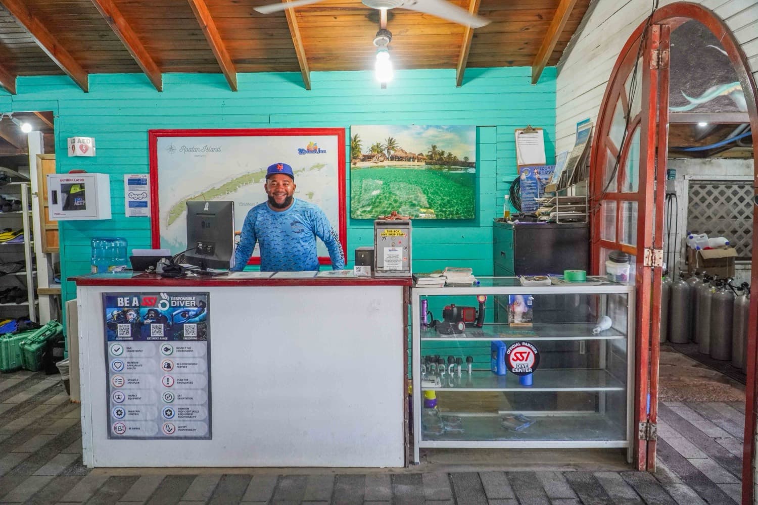 Diving · Splash Inn Dive Resort, Roatan
