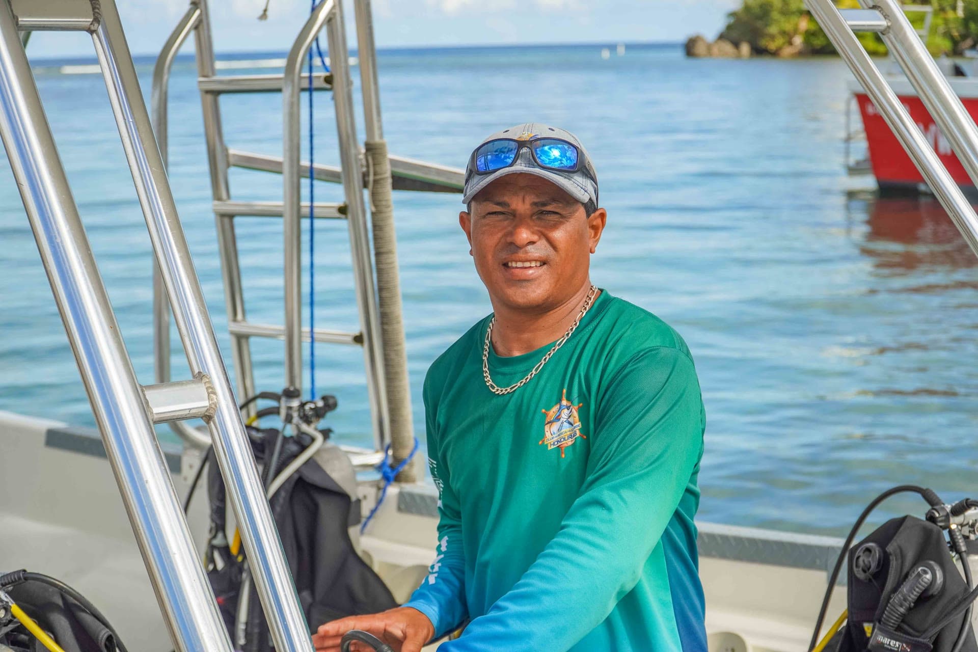 The team at Splash Inn · Splash Inn Dive Resort, Roatan